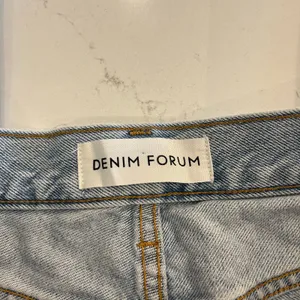 Aritzia Denim Forum The‎ '90s Joni Lo-rise Loose Jean Size 31 thumbnail 7