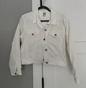 White Gap Denim Jacket Medium thumbnail 1