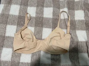 SKIMS Bra thumbnail 3