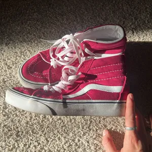 Magenta High Top Vans thumbnail 1
