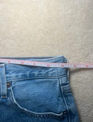 501 Levi’s shorts size 24 thumbnail 4