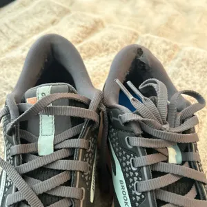 Brooks Shoes Women’s thumbnail 3
