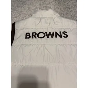 NFL Cleveland Browns Womens White Puffer Vest NFL‎ Team Apparel Size M NWT thumbnail 6