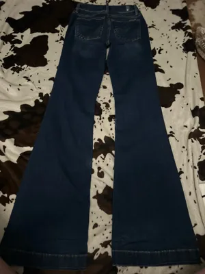 7 For All Mankind thumbnail 2
