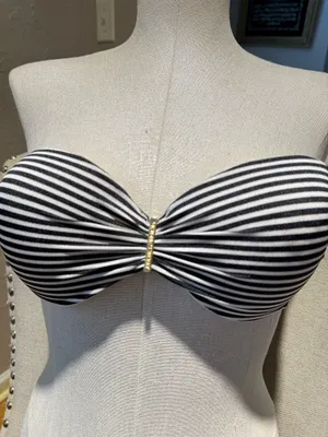 Victoria's Secret Strapless bikini top 34D thumbnail 4