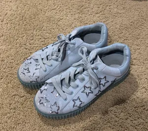 Cute Star Shoes! Blue Size 9 thumbnail 1