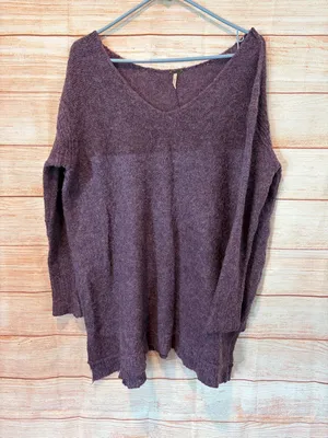 Free People Oversized V-Neck Sweater in Plum like new fits sm and Md thumbnail 1