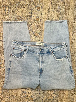 Abercrombie & Fitch The Ankle Straight Ultra High Rise Jeans Light Wash Size 33 thumbnail 7