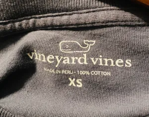 Vineyard Vines women's T-shirt 26 length x 18 width thumbnail 6