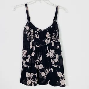 Vintage y2k INC Black & Pink Floral Tank Top thumbnail 2