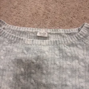 Brandy Melville Sweater thumbnail 2