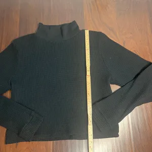 Aerie Blizzard Black Waffle Mockneck Long Sleeve T-Shirt Sz XXL thumbnail 5