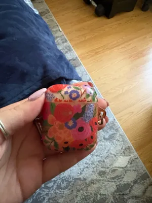 AirPods Apple thumbnail 2