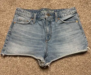 Jean short thumbnail 1