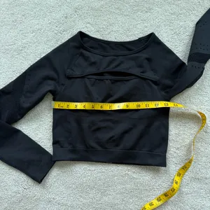 Gym Top T-shirt Crop Top Blouse Cover Up Tee Long Sleeve Sport Tee Slim Fit Top thumbnail 11