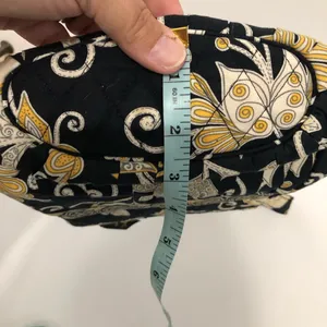 RETIRED Vera Bradley women’s Hannah yellow bird pattern small‎ handbag thumbnail 9
