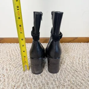 Coach and Four Black Leather Ankle Boots Made in Italy Block Heel Zipper Size 6M thumbnail 4