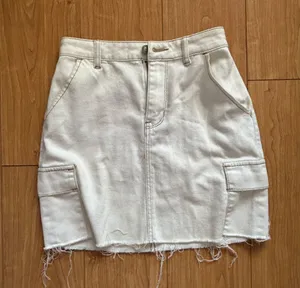 Hollister White cargo Denim skirt thumbnail 1