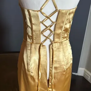 Women’s Gold Full Length Prom Party Dress Criss Cross Straps LegSlit Size 4 NWOT thumbnail 8