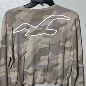 Hollister Women Beige/Green cropped Long sleeve Camo size‎ small thumbnail 7