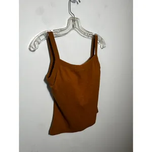 OGL Women Size M Tank Top Built thumbnail 2