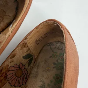 b.o.c. Womens Tan Faux Leather Bow Loafer Flats Floral Lining‎ Size 10M thumbnail 8