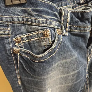 Miss Me Boot Rhinestones Distressed jeans 31 thumbnail 4
