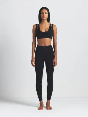 Nike x Skims (G23) MATTE V-Panel Legging 26 inches | Color Obsidian | Size S thumbnail 3