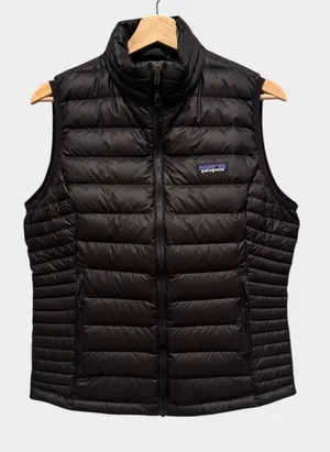 NWT PATAGONIA Women's Down Sweater Vest Size Medium thumbnail 1