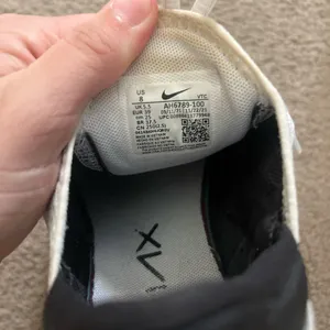 Nike Air Max 270 Women’s Shoes thumbnail 3