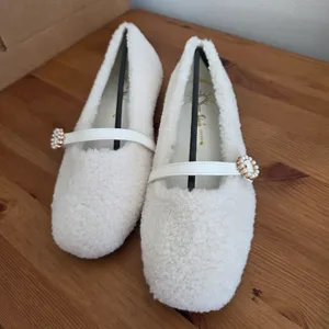 SheIn Faux Sherpa Ballet Flat Shoes Mary Janes Cream Ivory Buckle Twee Preppy Kawaii 9 thumbnail 2