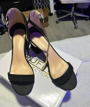 Black Block Strapped Heels Size 7 thumbnail 3