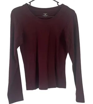 Patagonia Women's Size Small‎ Burgundy Red Long Sleeve Crewneck Sweater thumbnail 1