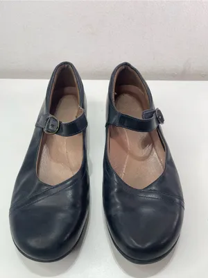 Dansko Leather Mary Jane Shoe Women 39 8.5 Boho Academia Minimalist Whimsigoth thumbnail 2