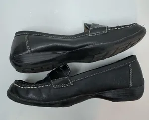 Naturalizer Black Leather Loafers Size 7.5W thumbnail 5