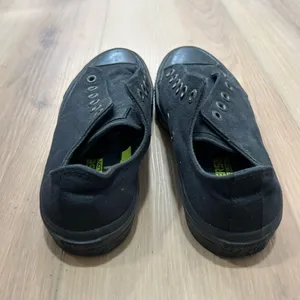 Converse Chuck Taylor Sneakers thumbnail 2