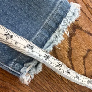 Frame Le High skinny distressed knee jeans size 26 thumbnail 7