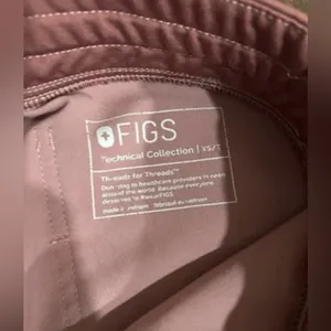 Women’s pink Figs Technical Collection medical scrubs pants joggers XS‎ thumbnail 6