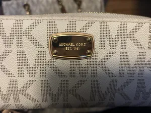 Michael Kors Purse & Wallet thumbnail 5