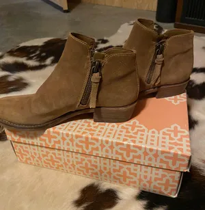 Bootie thumbnail 2