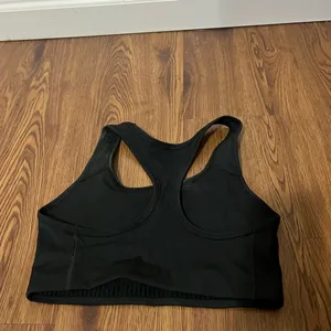 Nike Black Medium Support Non Padded Swoosh 2.0 Sports Bra Size Medium thumbnail 4