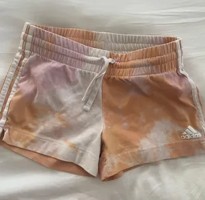 Adidas Shorts thumbnail 1