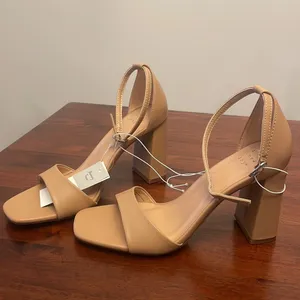 A new day Shelly Heels with Memory Foam Insole tan strappy shoe New thumbnail 3