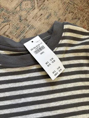 Hollister Women's crop tee‎ Heather & Charcoal Striped | size Small nwt thumbnail 2
