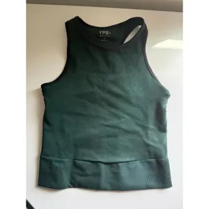 $50 YPB Workout top - Green - Medium thumbnail 3