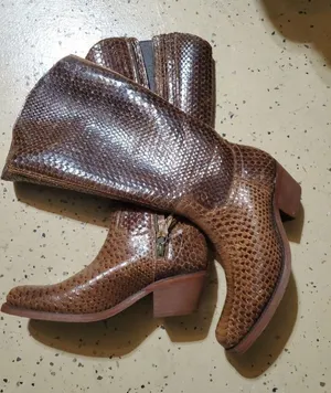 New Women’s Reba by Justin RM257 Brown Leather McAlester Western Boot size 9.5 B thumbnail 1