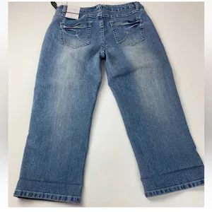 Fashion Bug Secret Slimmer Denim Crop Capri NWT Size 6 thumbnail 7