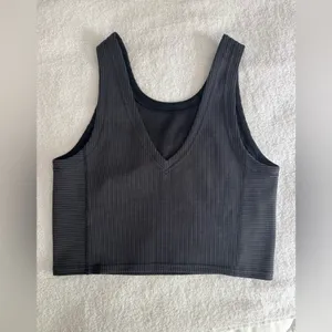 $58 Lululemon Softstreme Ribbed Cropped Tank Top Black Grey 6 S XS thumbnail 2