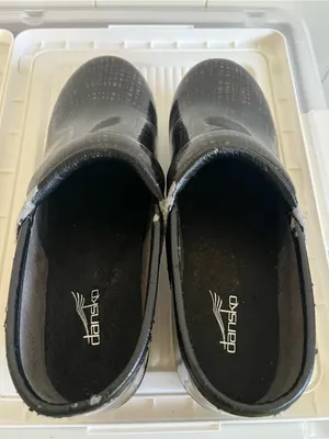 Dansko Black Patent Women's Slip-On Clogs- Size 7.5 thumbnail 8