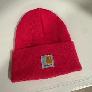 NWOT Pink Carhartt Beanie/hat thumbnail 1